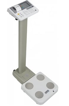 La balance impédancemètre Tanita DC430MA P (classe III)